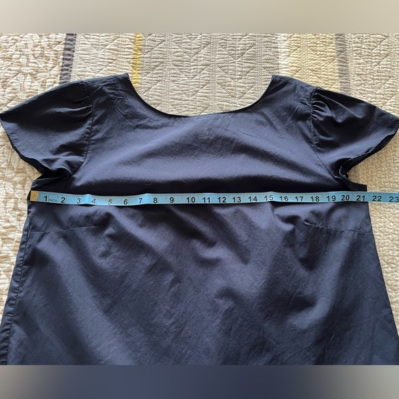 👚ANN TAYLOR FACTORY Navy Short Sleeve Blouse - Picture 5 of 8